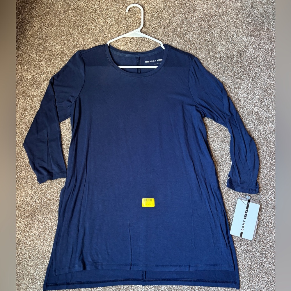 NWT DKNY Three Quarter Sleeve Hi-Lo top